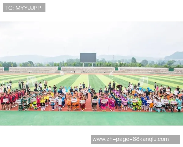 培养未来足球明星的少儿足球培训班全面开启快乐成长之旅